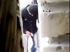 ستاره پورنو بالغ در چکمه های تمشک که با دو آقا خشمگین گالری کون کوس و خشمگین می شود