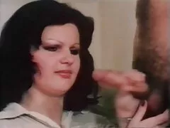 جعبه انتخاب موسیقی برای رابطه گالری کوس و کون جنسی با افراد مشهور جهانی