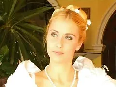 شلخته دانلودعکس ازکوس های جوان تولد خود را به این مرد تبریک گفتند